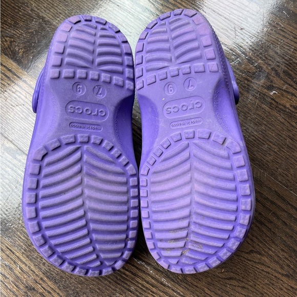 Crocs Neon Purple W9 M7 - Picture 3 of 5
